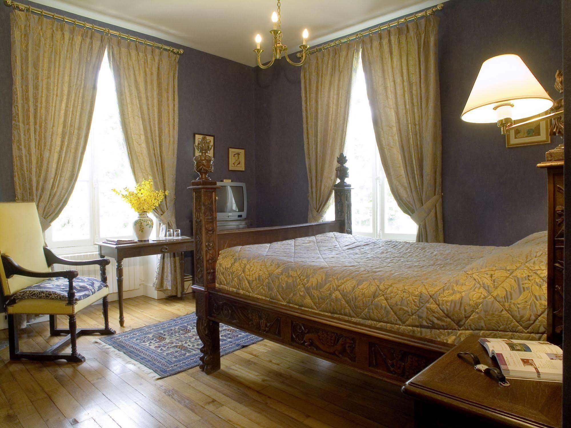 Chateau Du Breuil シュヴェルニー エクステリア 写真